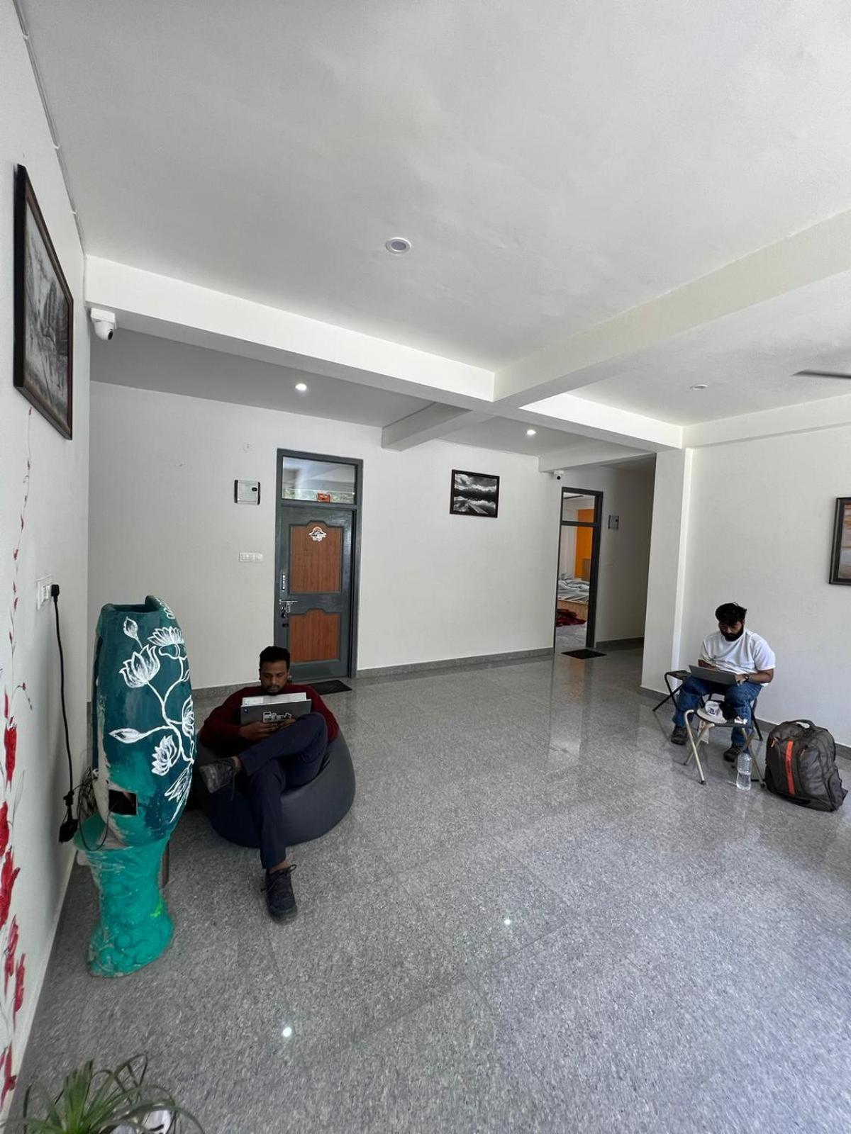 Himtrek Stays, كاسول المظهر الخارجي الصورة
