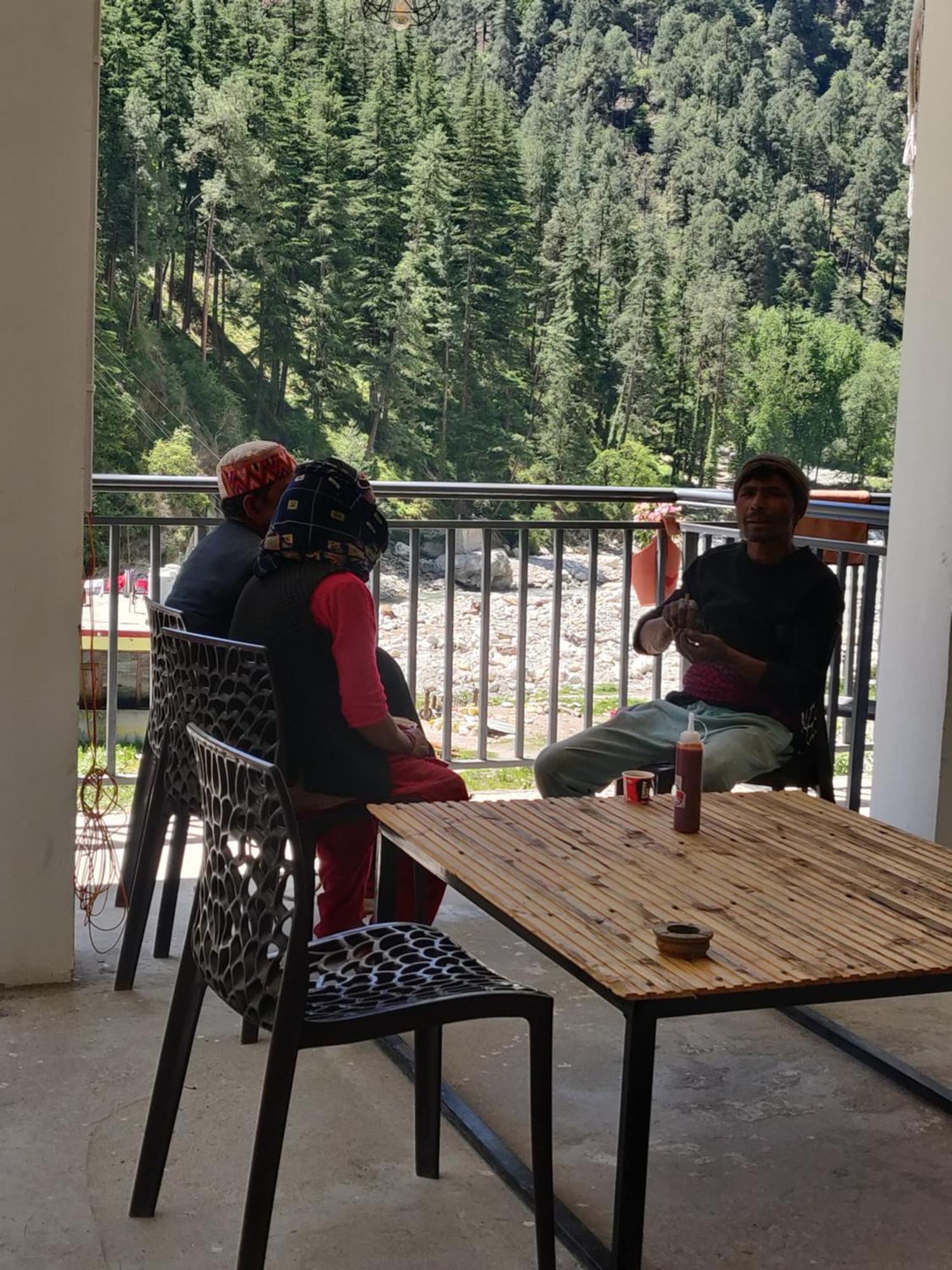 Himtrek Stays, كاسول المظهر الخارجي الصورة